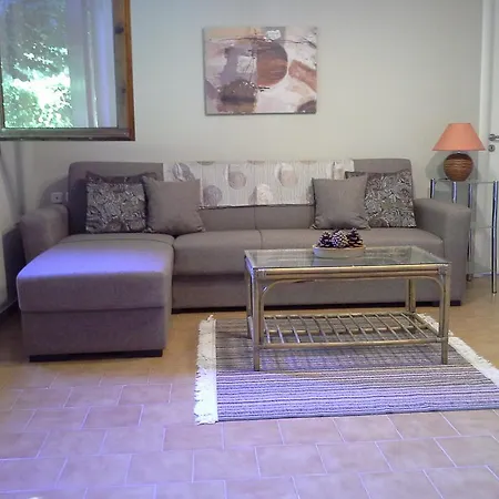 Beachfront For 4, Kalifteri Beach, Holiday home *